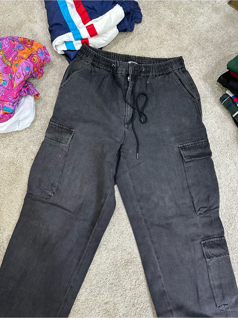 Forever 21 Men's Washed Black Cargo Pants with Drawstring